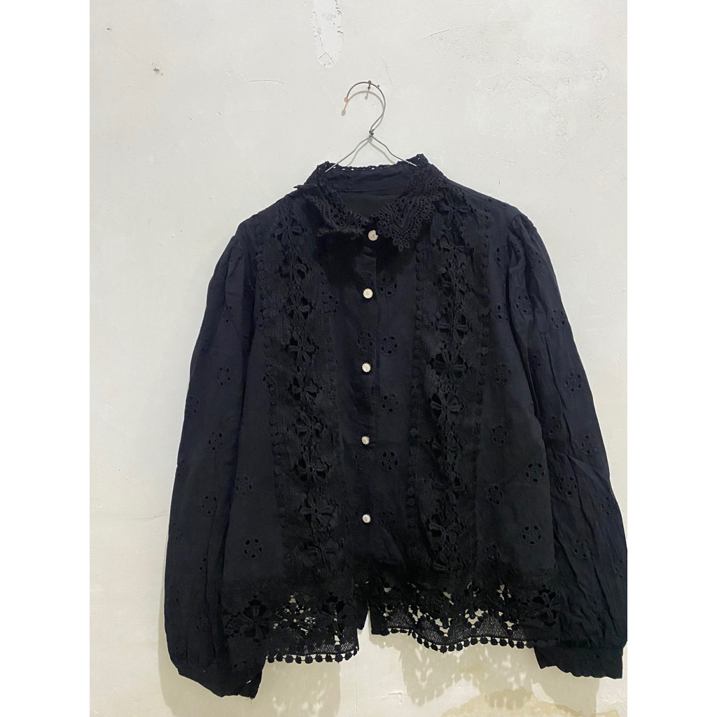 Preloved Blouse Katbol Hitam Black