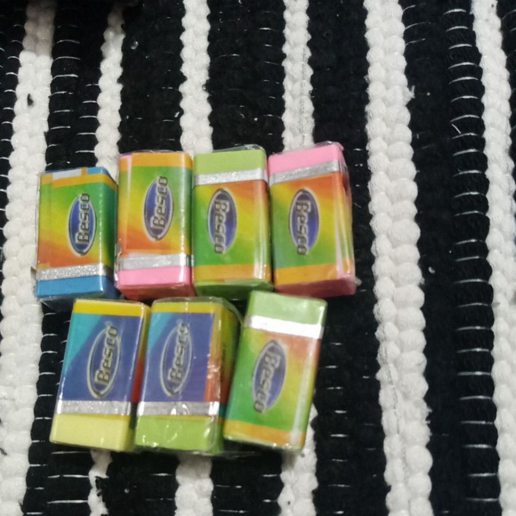 

penghapus pensil 8 pcs