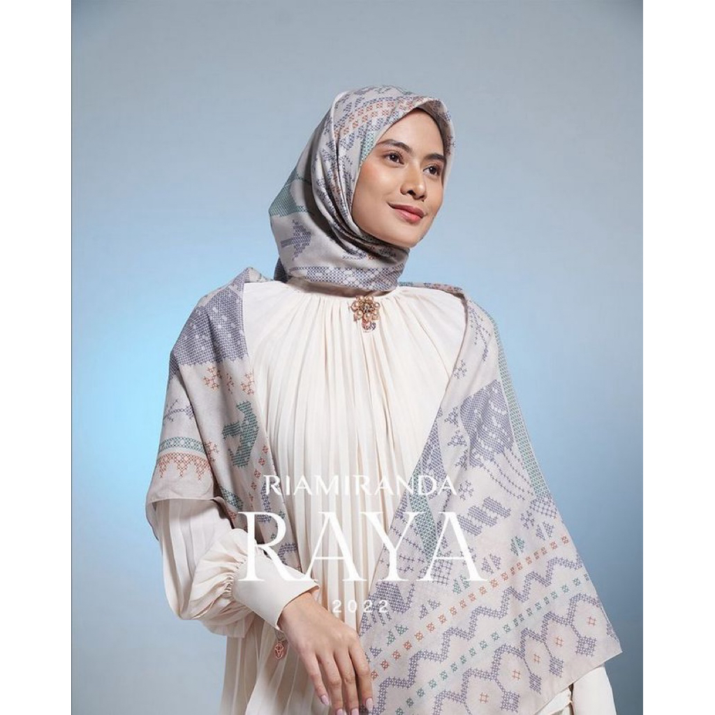 Dongson Scarf Ria Miranda