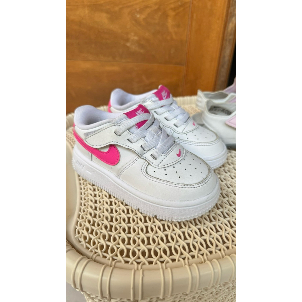 Preloved Nike Force and Nike Sunray Sandal