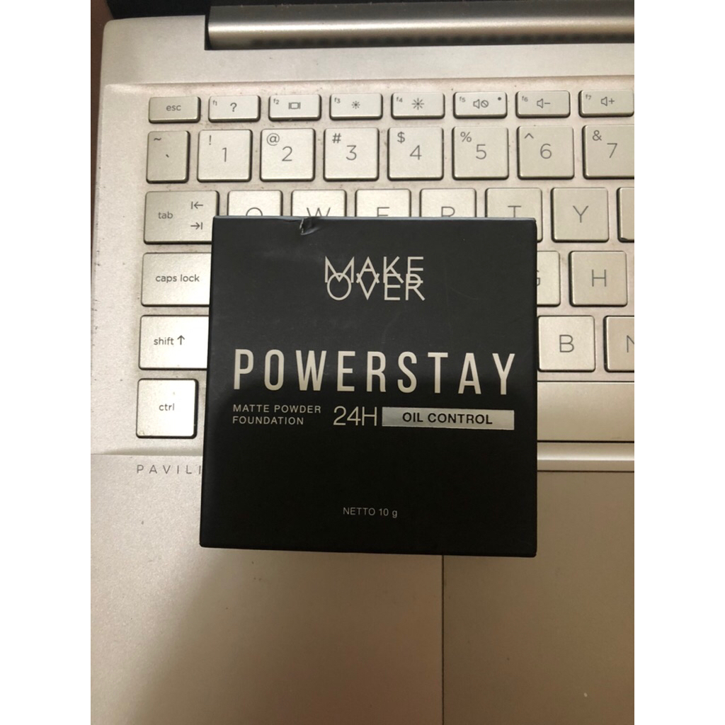 Preloved Makeover Powder Foundation W22