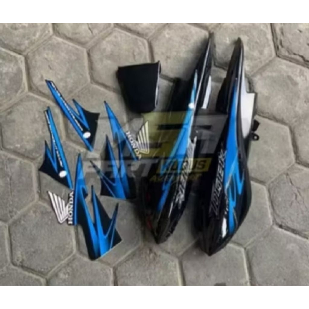 Cover body belakang motor Honda Tiger Revo Warna HITAM Set Striping BIRU