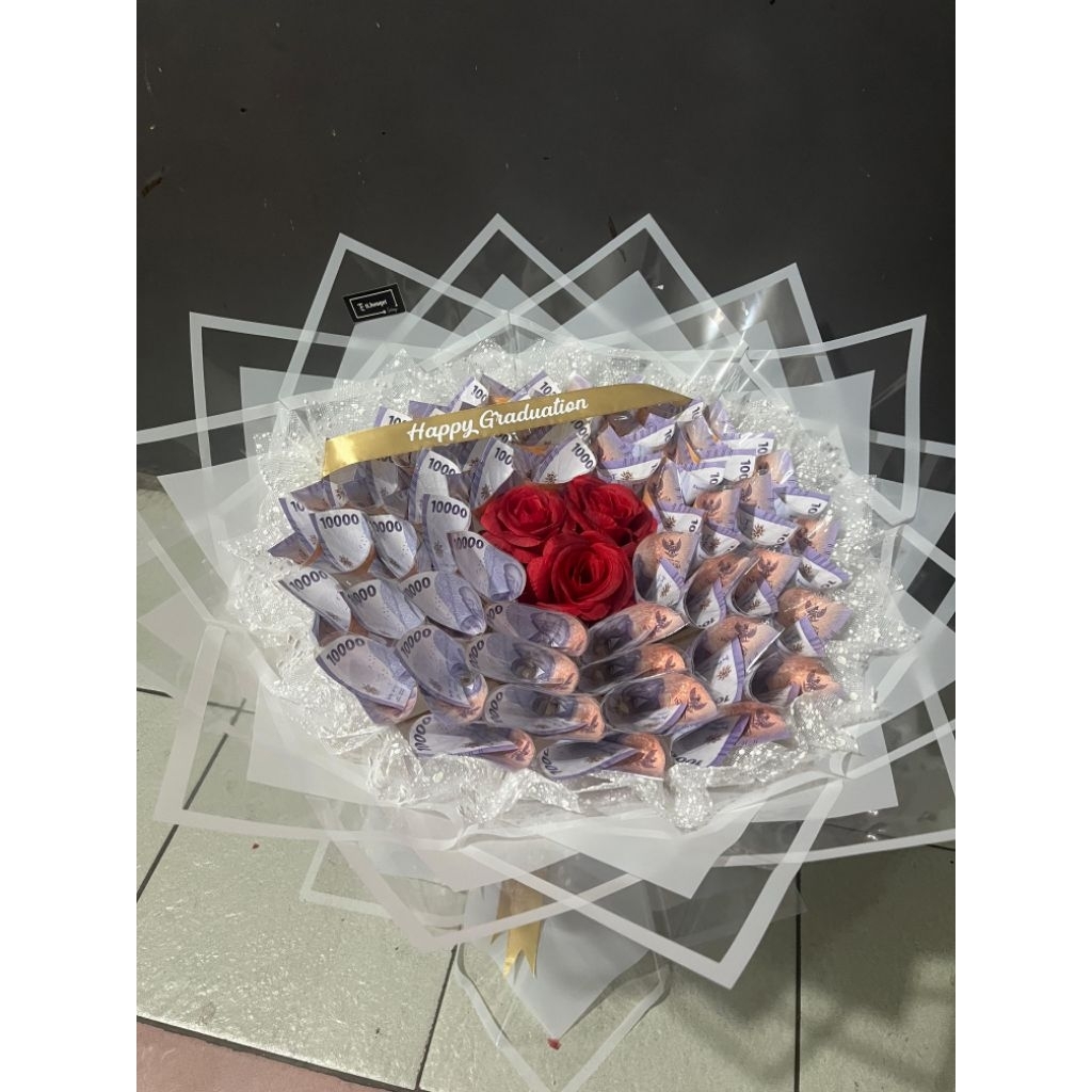 round buket uang 50 lembar