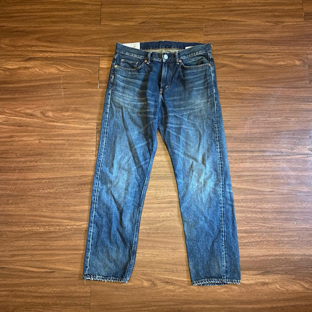 H&M Washed Jeans Relaxed Fit Second Preloved