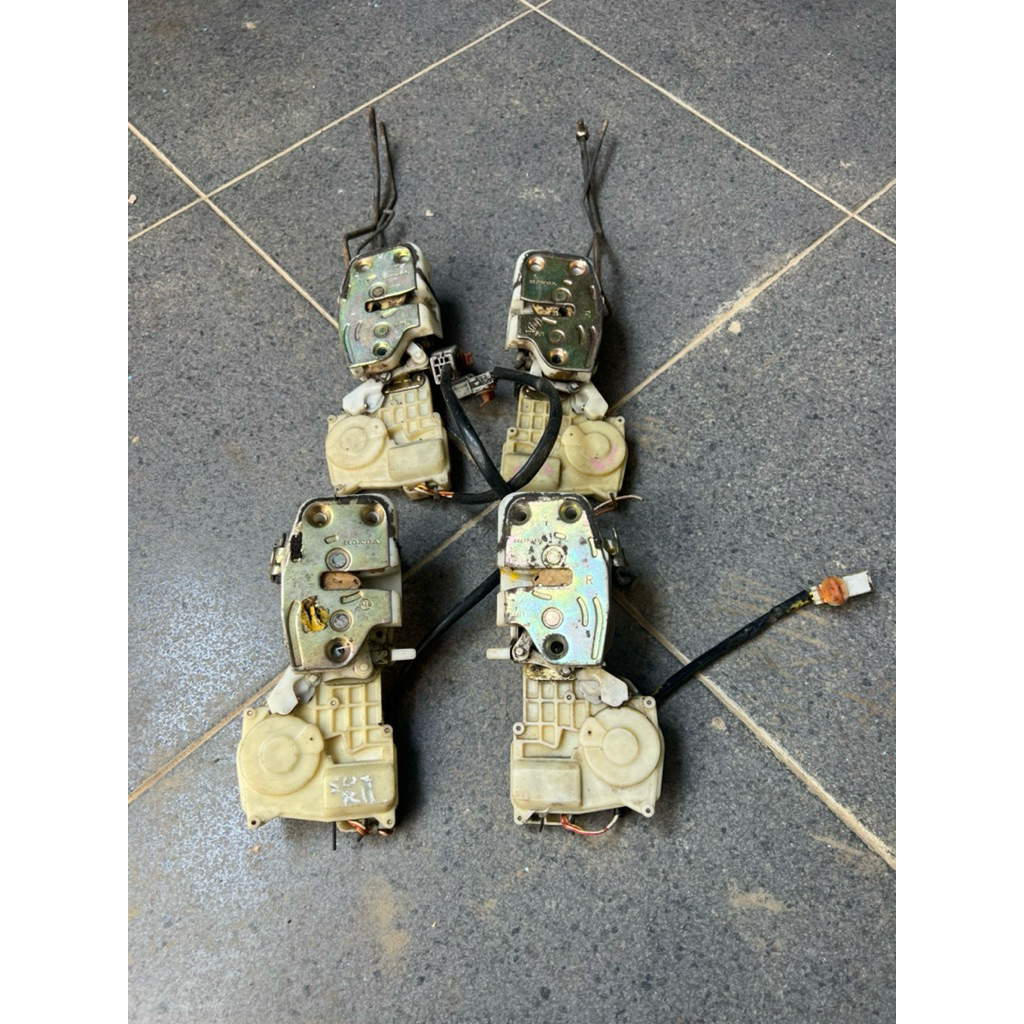 Doorlock Honda Civic ferio 1996-2000 lengkap actuator original