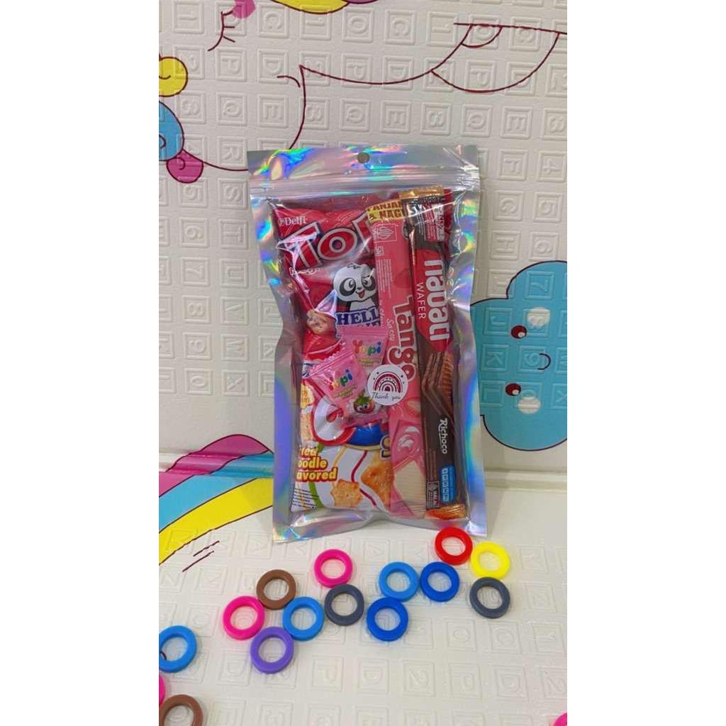 

Bucket mini snack ulang tahun/perpisahan/hampers/parcel