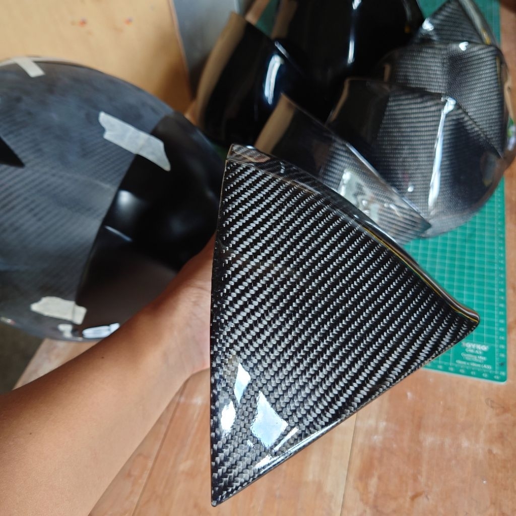 Spoiler Shark Race-R Pro Carbon