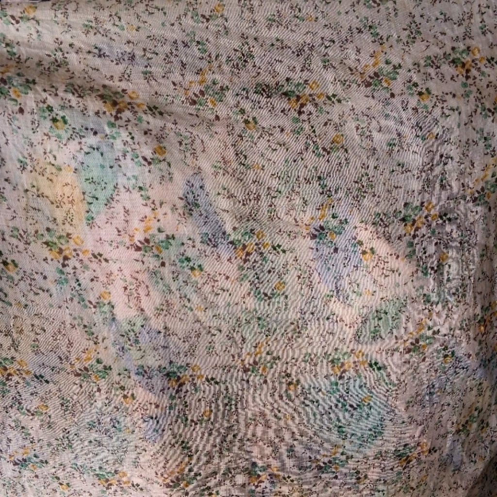 kain katun sutra motif bunga kecil