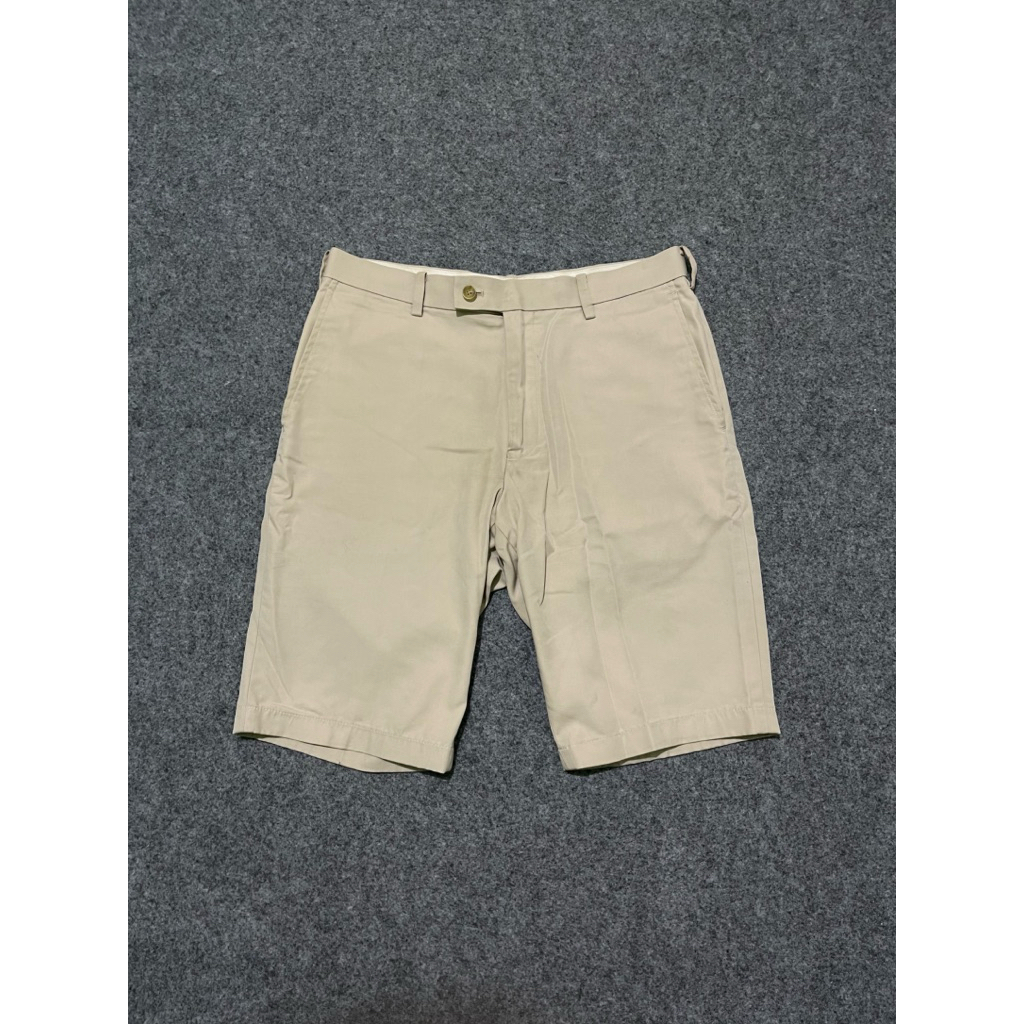 Celana pendek Uniqlo second