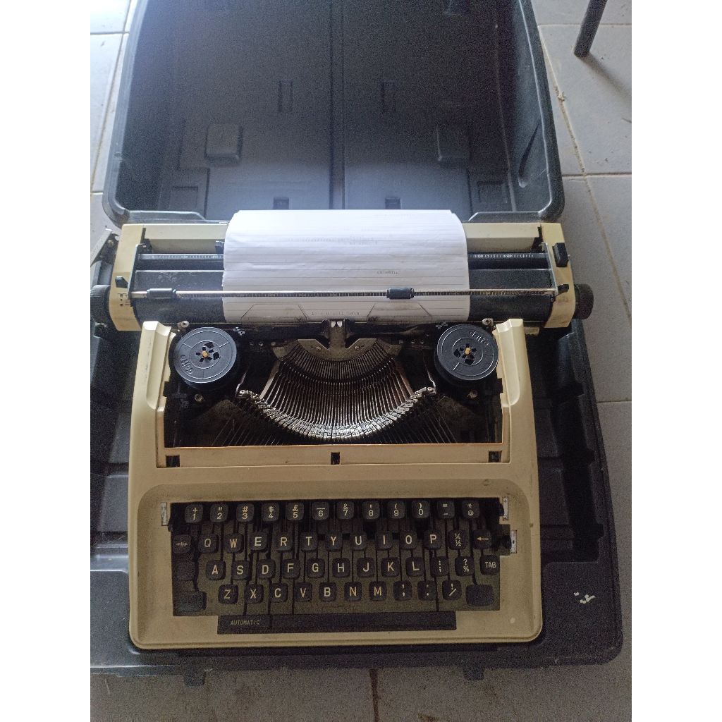 Mesin ketik jadul, normal preloved
