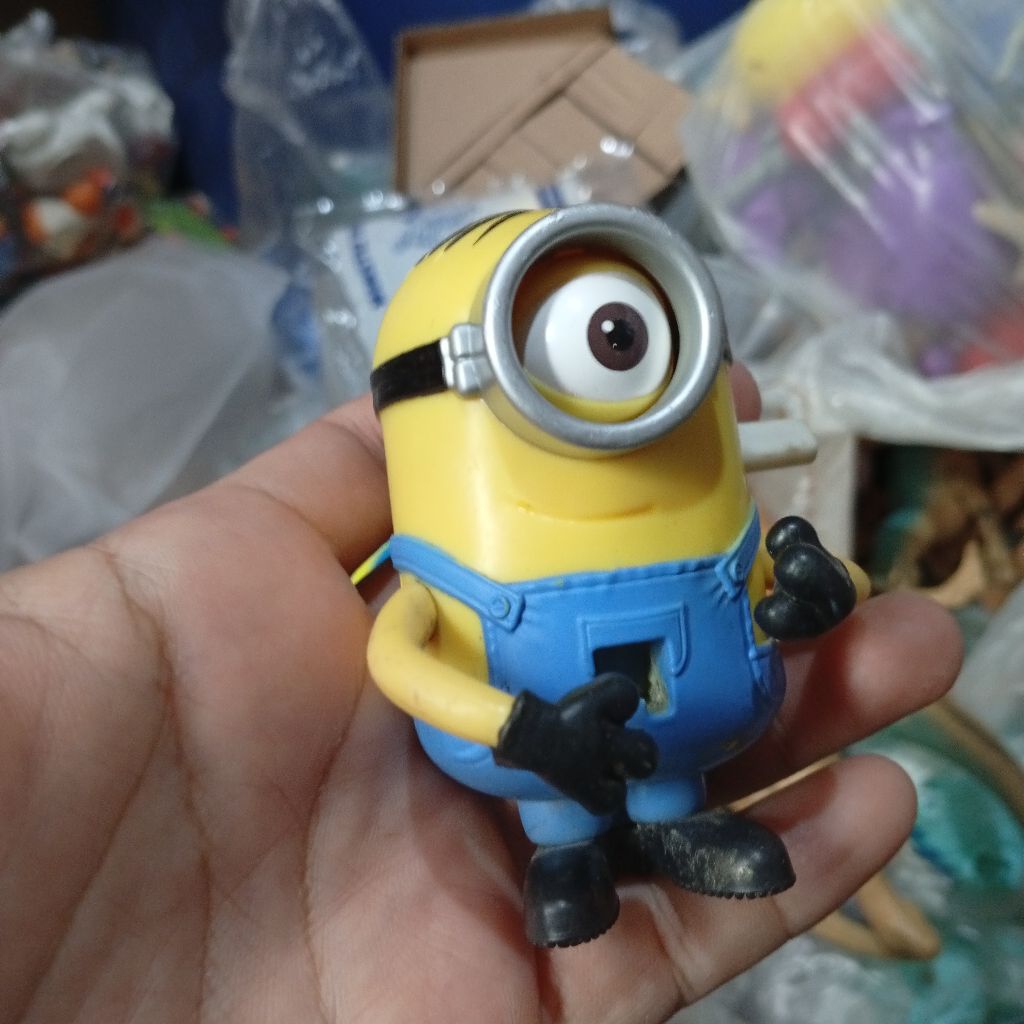 minions toys think way ori despicable me