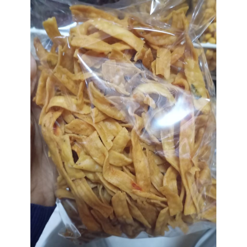 

Keripik Ladrang Bawang Seledri Stik Stick Kerupuk Gurih Enak Camilan Cemilan Bawang Enak Murah Termurah Kiloan Snack Denpasar Instan Langsung Kirim