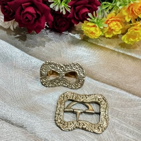 Timang Besi/Gesper Epek/