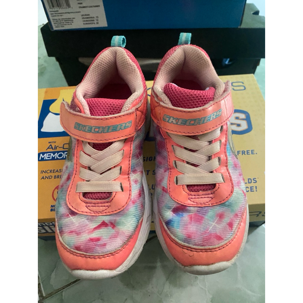 Sepatu Anak Wanita Skechers Original like new preloved