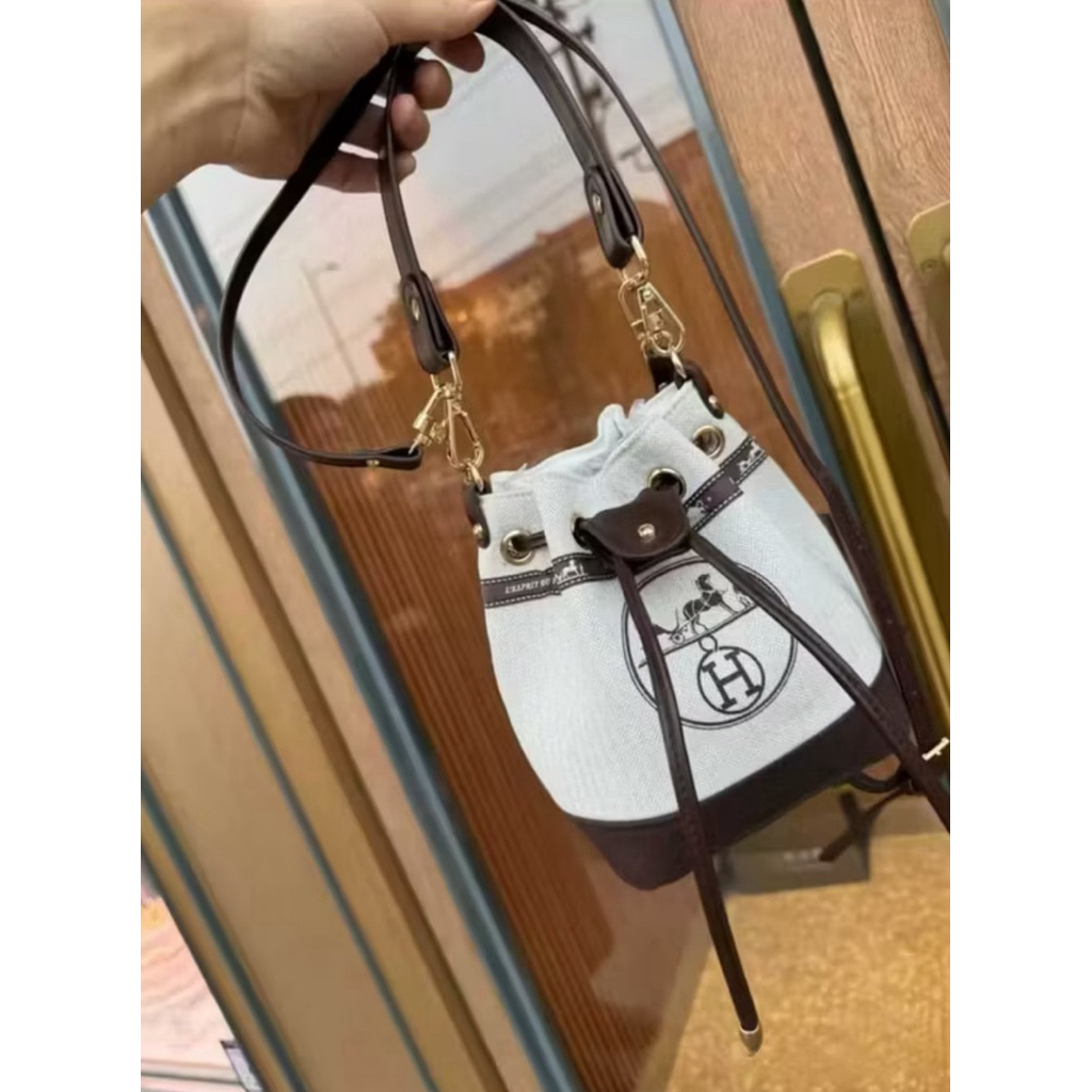 

tas bucket vip gift PO