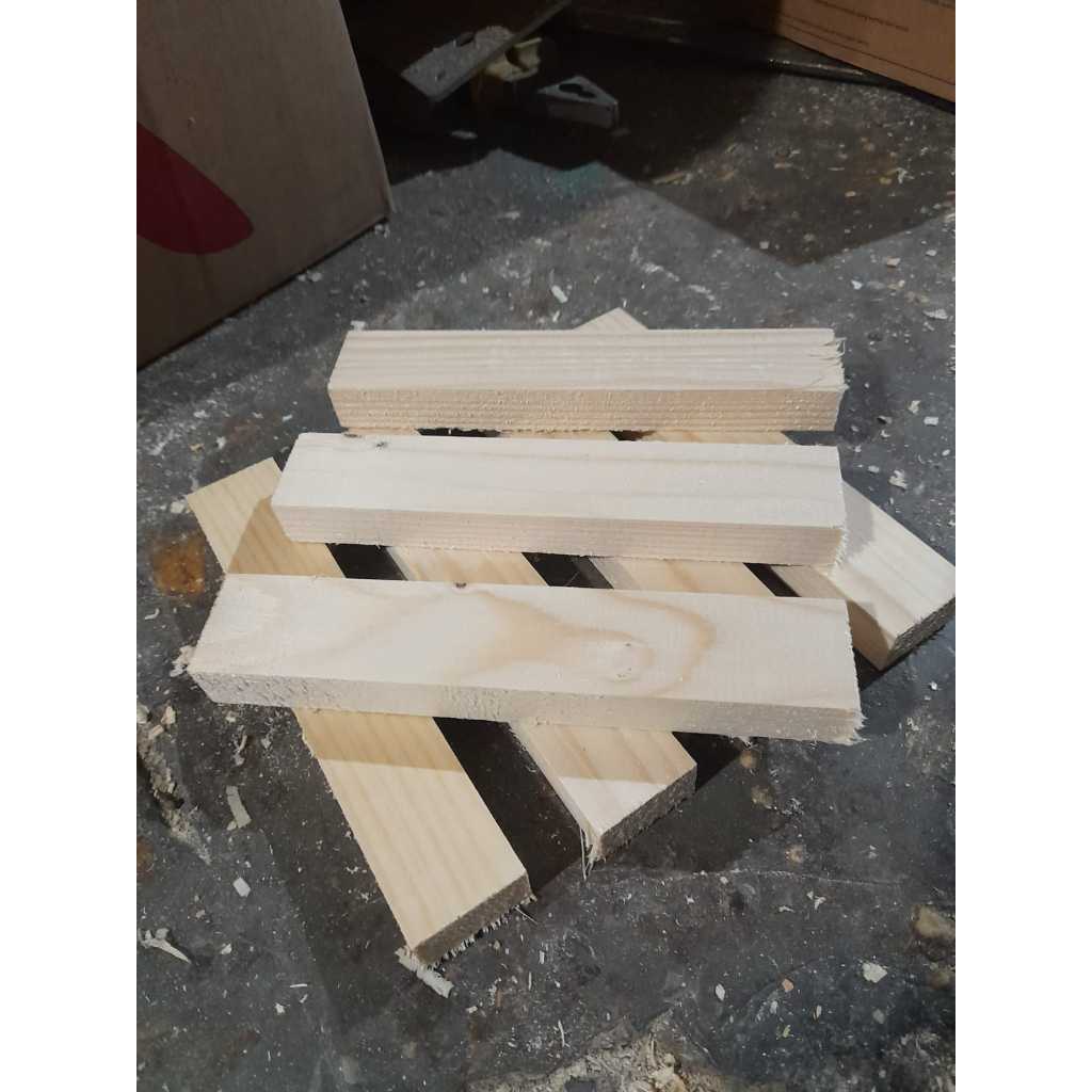 potongan balok kayu jati belanda