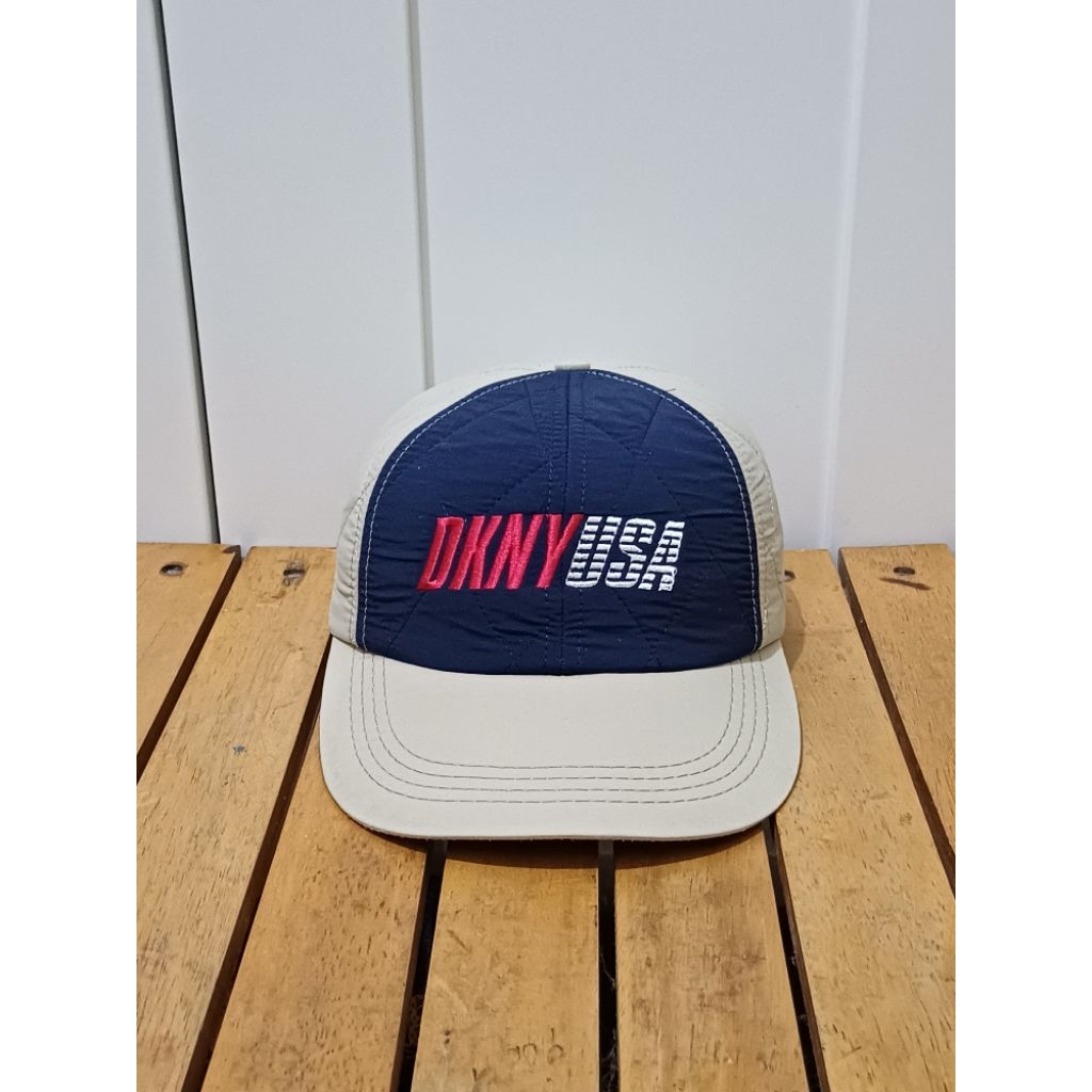topi vintage DKNY USA second