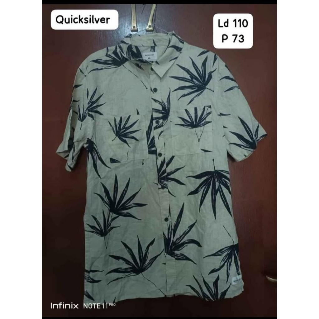 Kemeja Pria Quicksilver