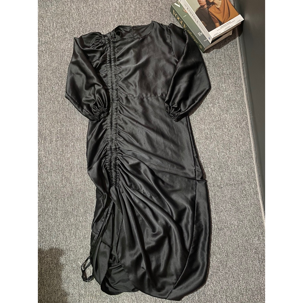 Dress Satin Preloved