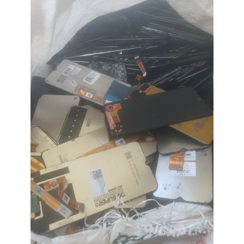 LCD HP android Rusak  bahan Daur Ulang