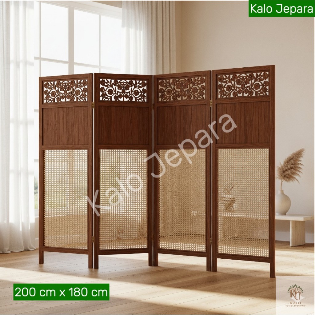 Partisi Jati Jepara Ukir Bunga Kayu Pembatas Ruang Sekat Minimalis 4 Lipat Anyaman Rotan