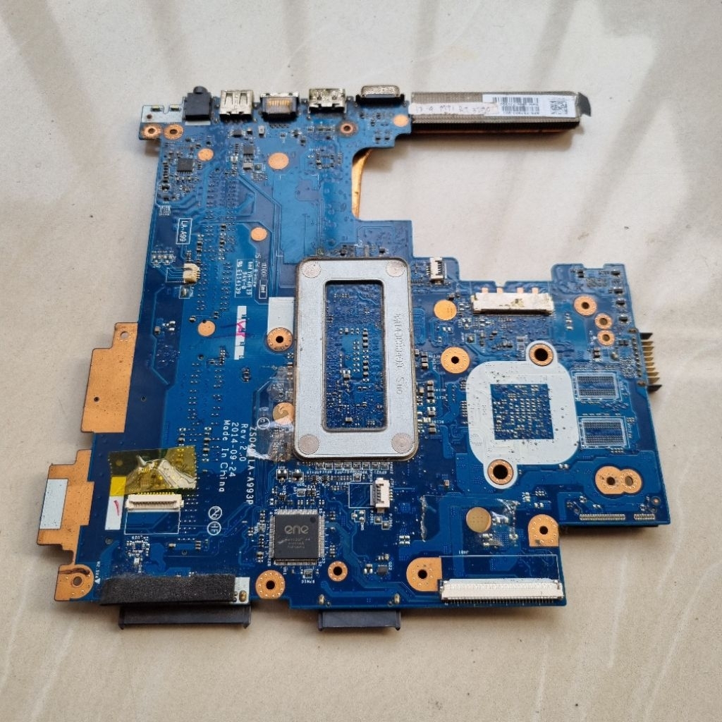 Motherboard Mobo HP 240 G3 ZS040 LA-A995P Kondisi Mati