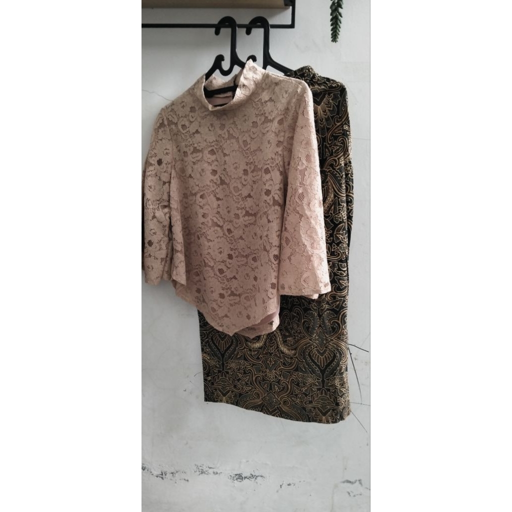 Preloved Setelan Kebaya