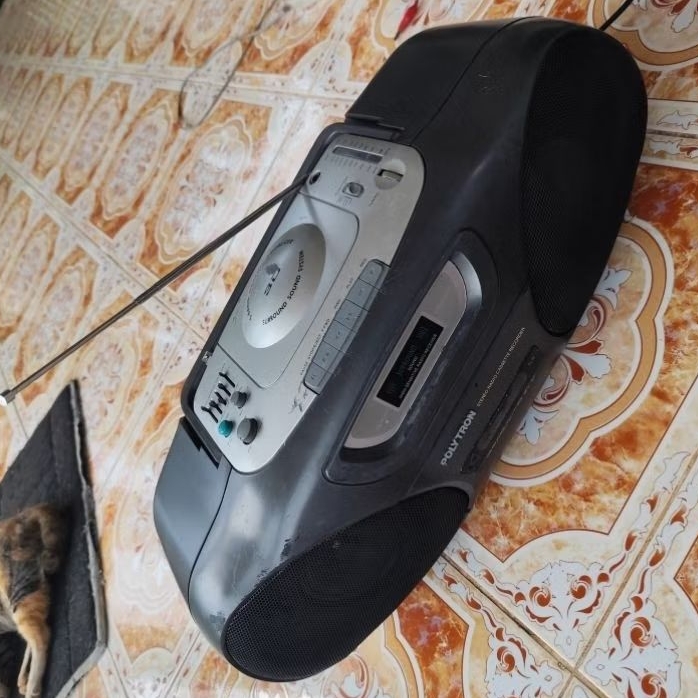 Radio Antik Bazzoke Polytron PSC-722C PSC723, Radio Sangat  peka, Tipe kaset OK suaranya
