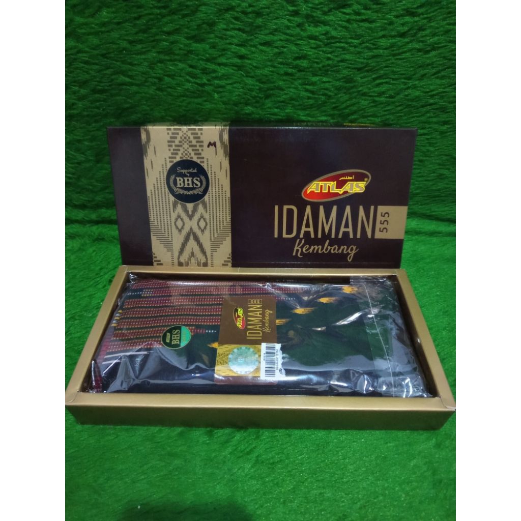Sarung ATLAS IDAMAN Kembang | Hitam