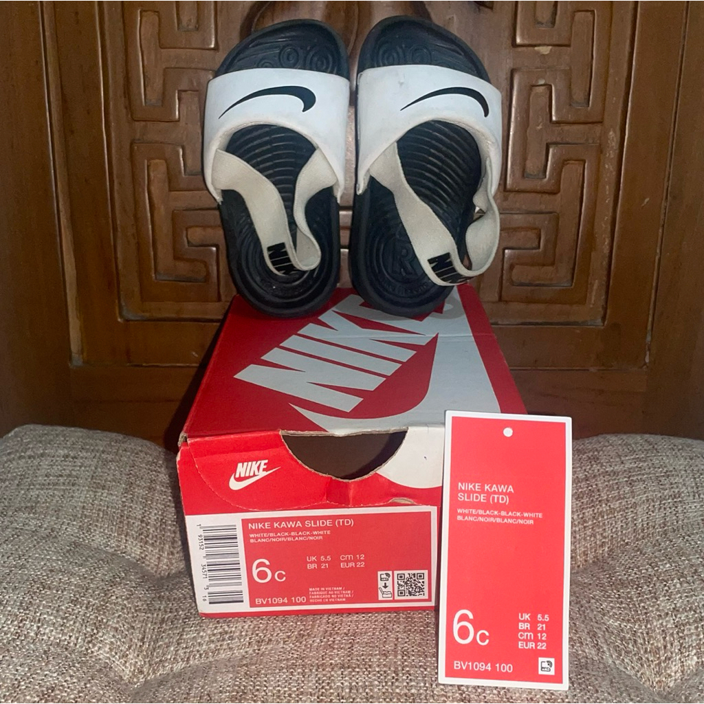 Preloved Nike Kawa Slide