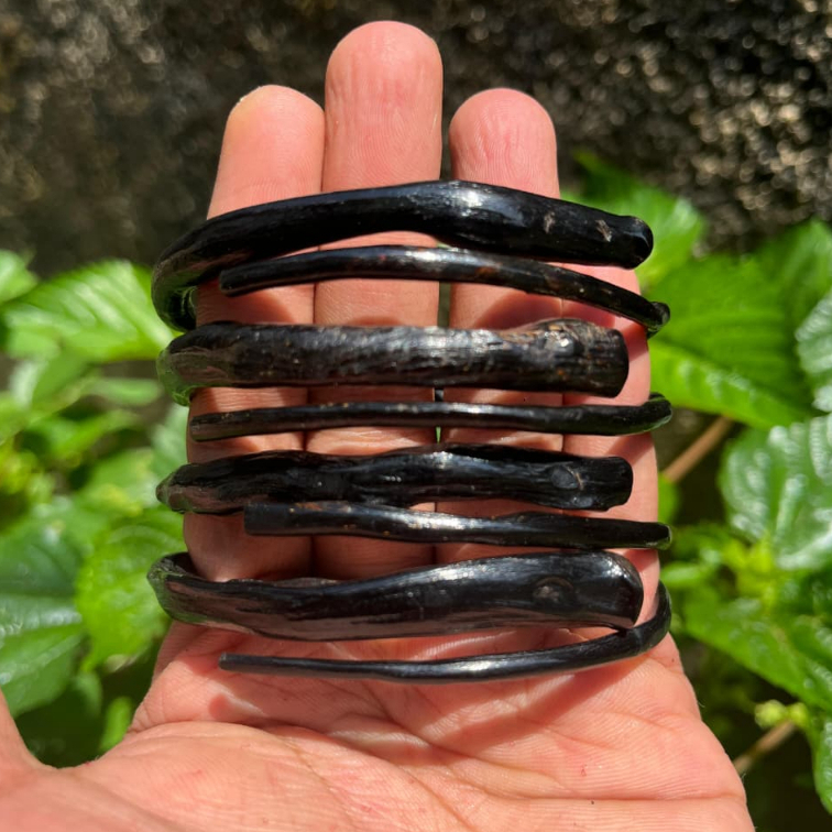 Gelang Akar Bahar/Akar Bahar Asli/Gelang Akar Bahar Hitam Polos Minimalis Lentur Natural Original