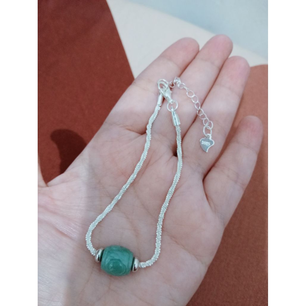 Carving Barrel Guatemala Jade Bracelet