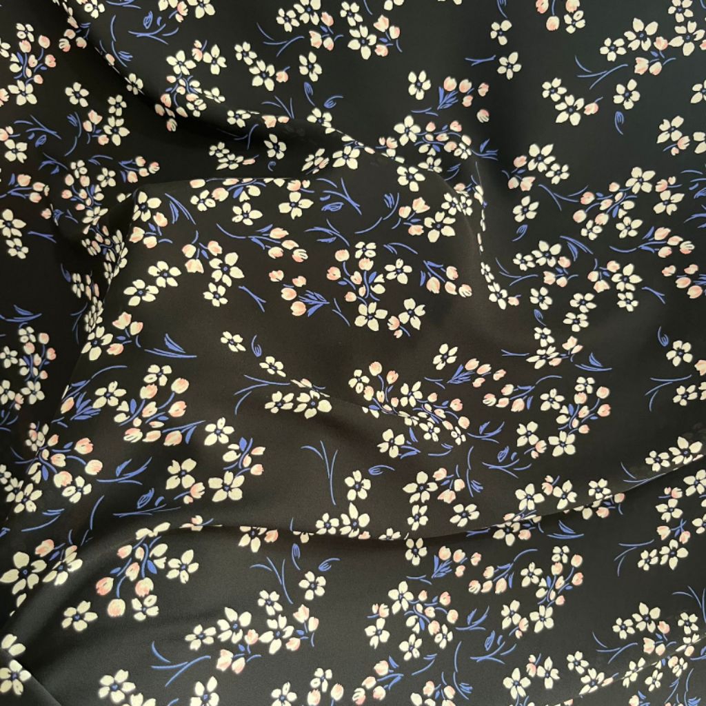 Kain ceruty  motif bunga kecil / kain seruti bahan kebaya /bahan gamis