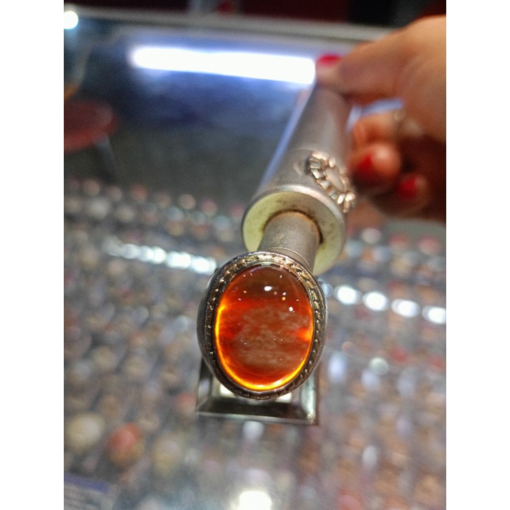 Cincin Batu Fosil kelor /senteran tembus(natural)