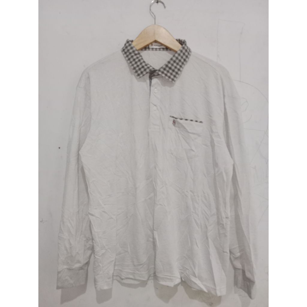 kaos kerah hush Puppies