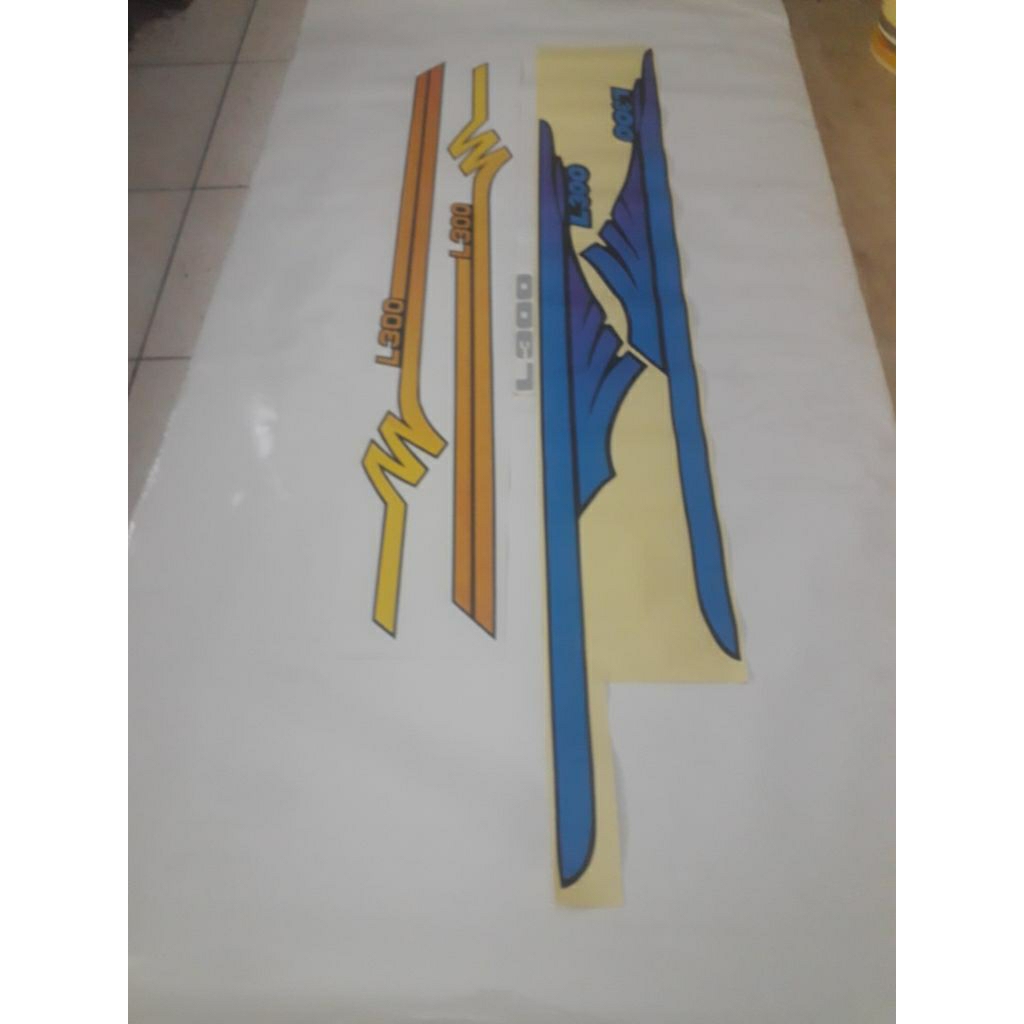 stiker mitsubishi l300 pick ap bak  bak sampin/stiker bak  samping l300-mitsubishi