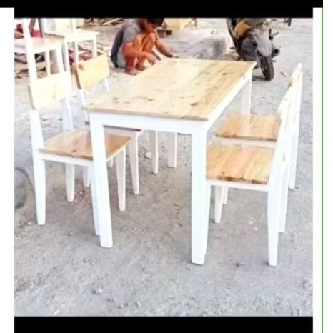 meja makan minimalis.meja makan set kayu jati belanda/meja kayu minimalis.meja makan cafe