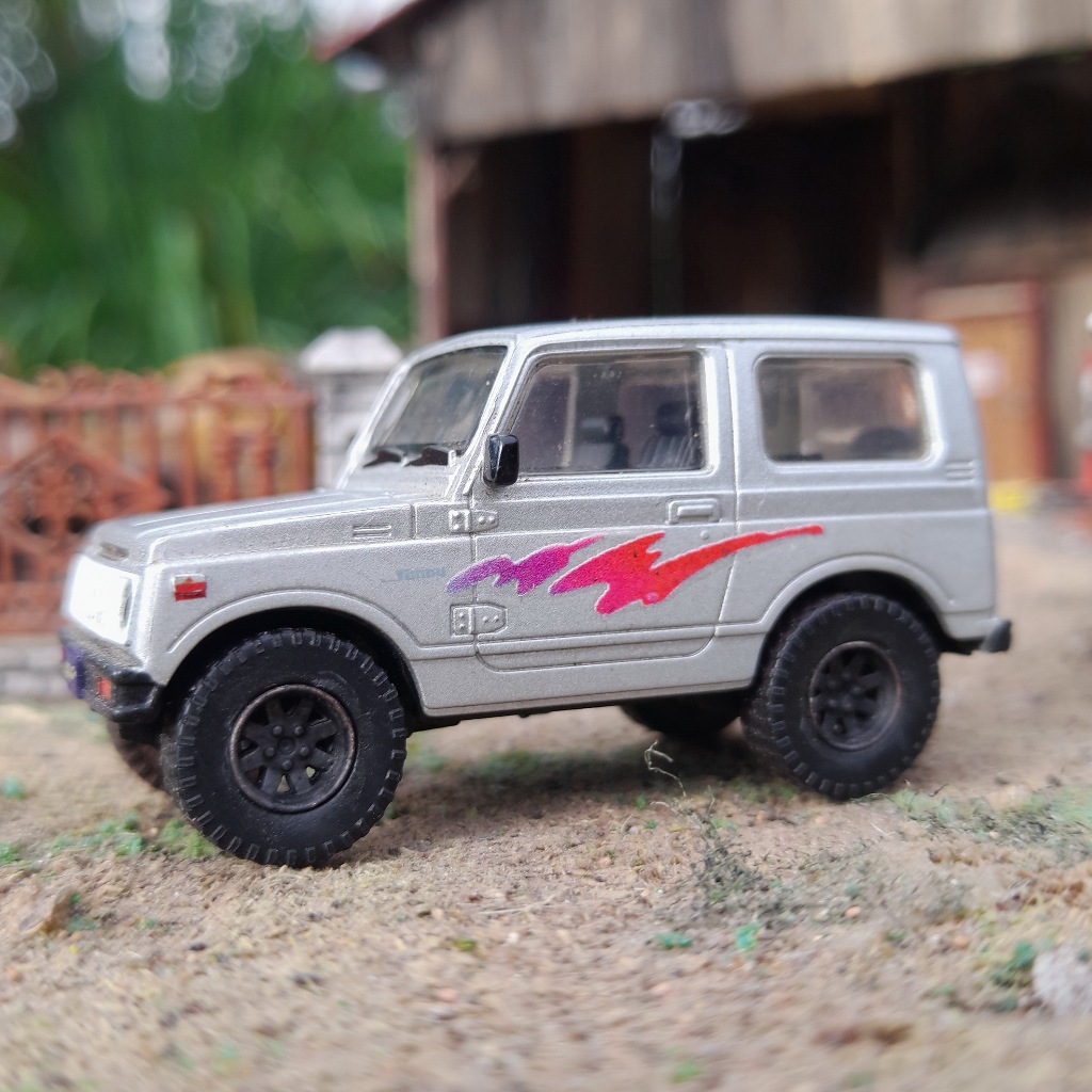 miniatur suzuki jimny katana  trepes silver custom junk rosok
