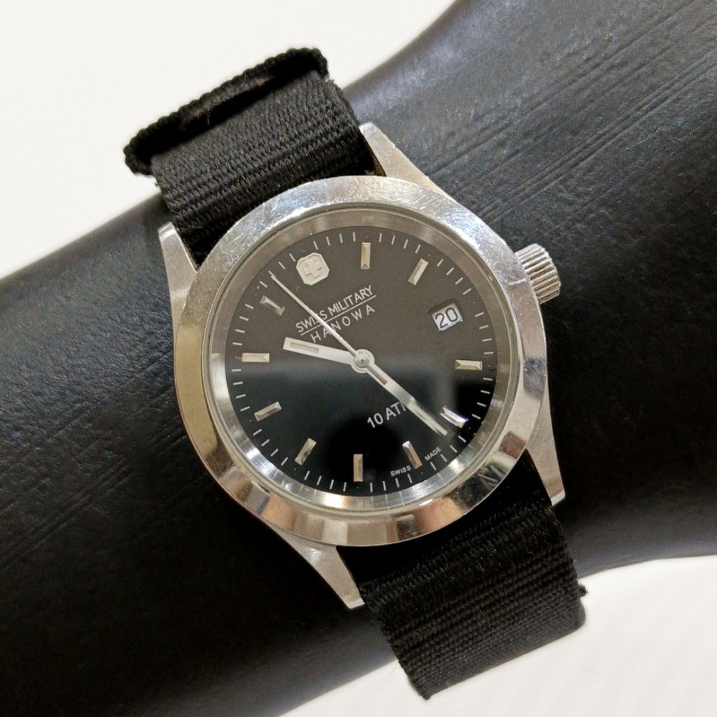 Jam Tangan Swiss Military Hanowa Unisex Black Dial Quartz Watch Vintage Murah Second Bekas Preloved
