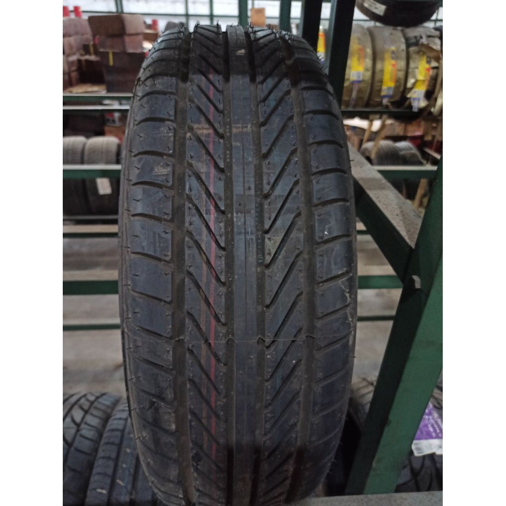 BAN MOBIL ACHILLES PLATINUM 185/70 R13 TAHUN 2008