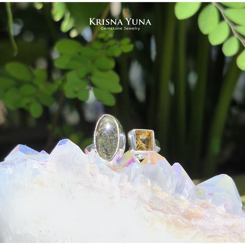 Natural Moldavite & Golden Citrine Ring