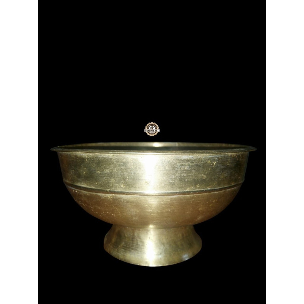 Bokor kuningan KUNO ( B981 )