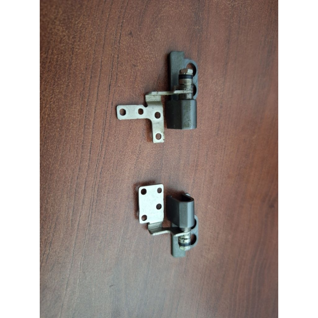 Engsel laptop Lenovo Thinkpad X270 copotan