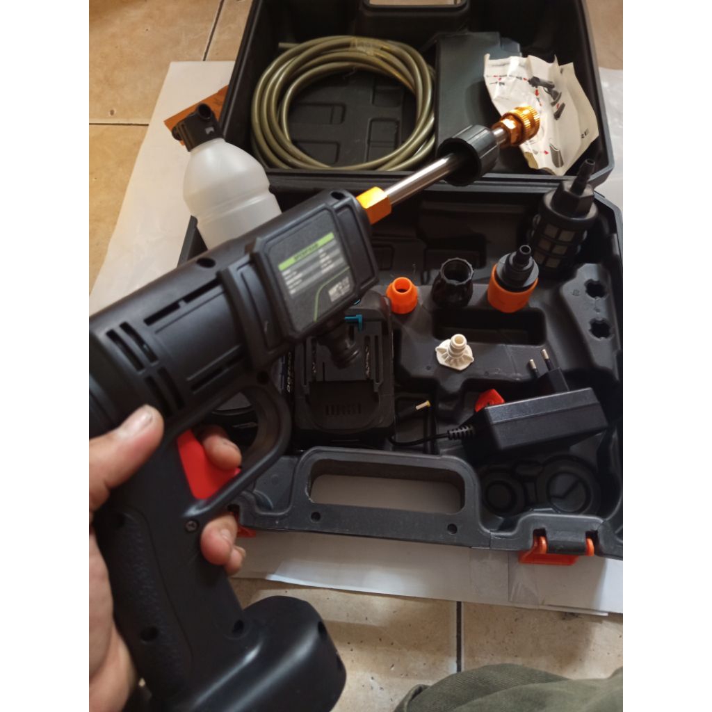 mesin jet cleaner portable lengkap dpt 2 baterai 24volt mesin cuci motor/mobil