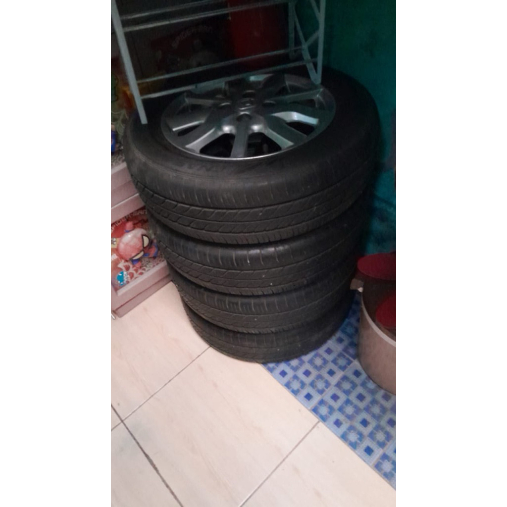 ban luar dan velg ori honda brio