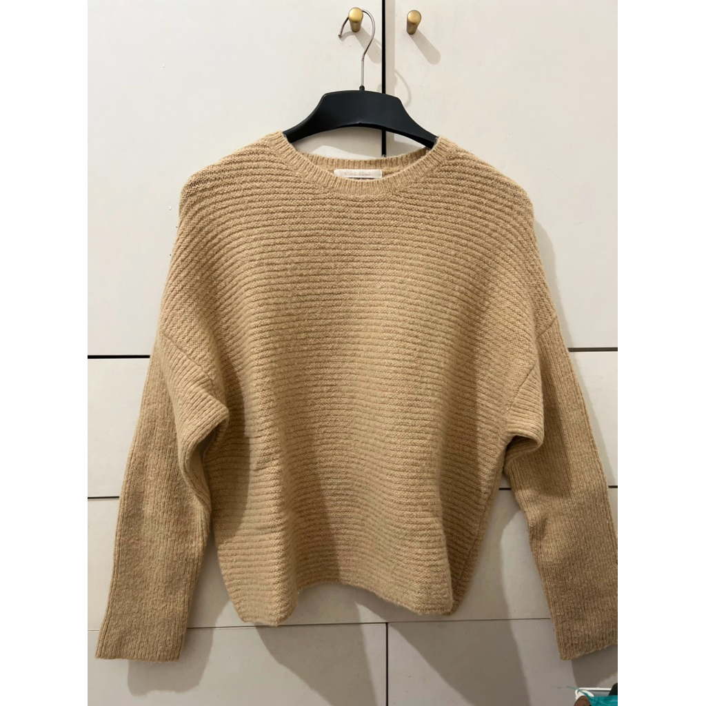 Preloved sweater rajut tebal