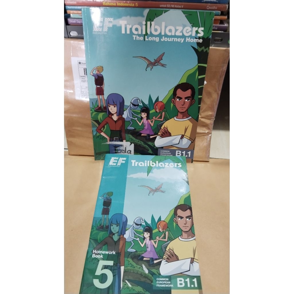BUKU EF TRAIBLAZERS 5