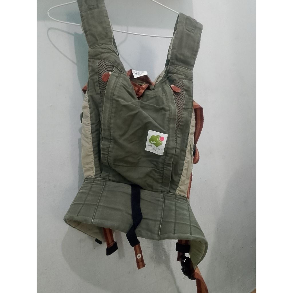 preloved gendongan ssc aprica