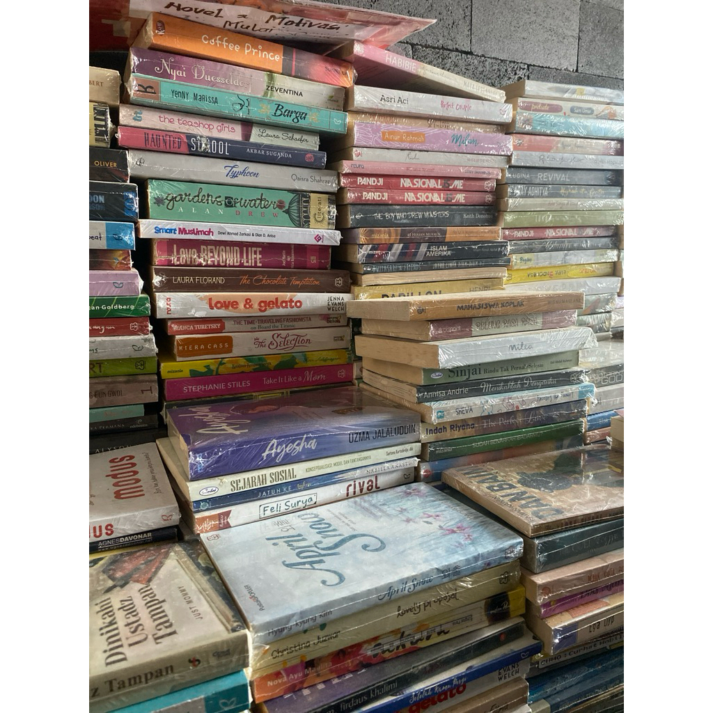 Obral buku novel original Random