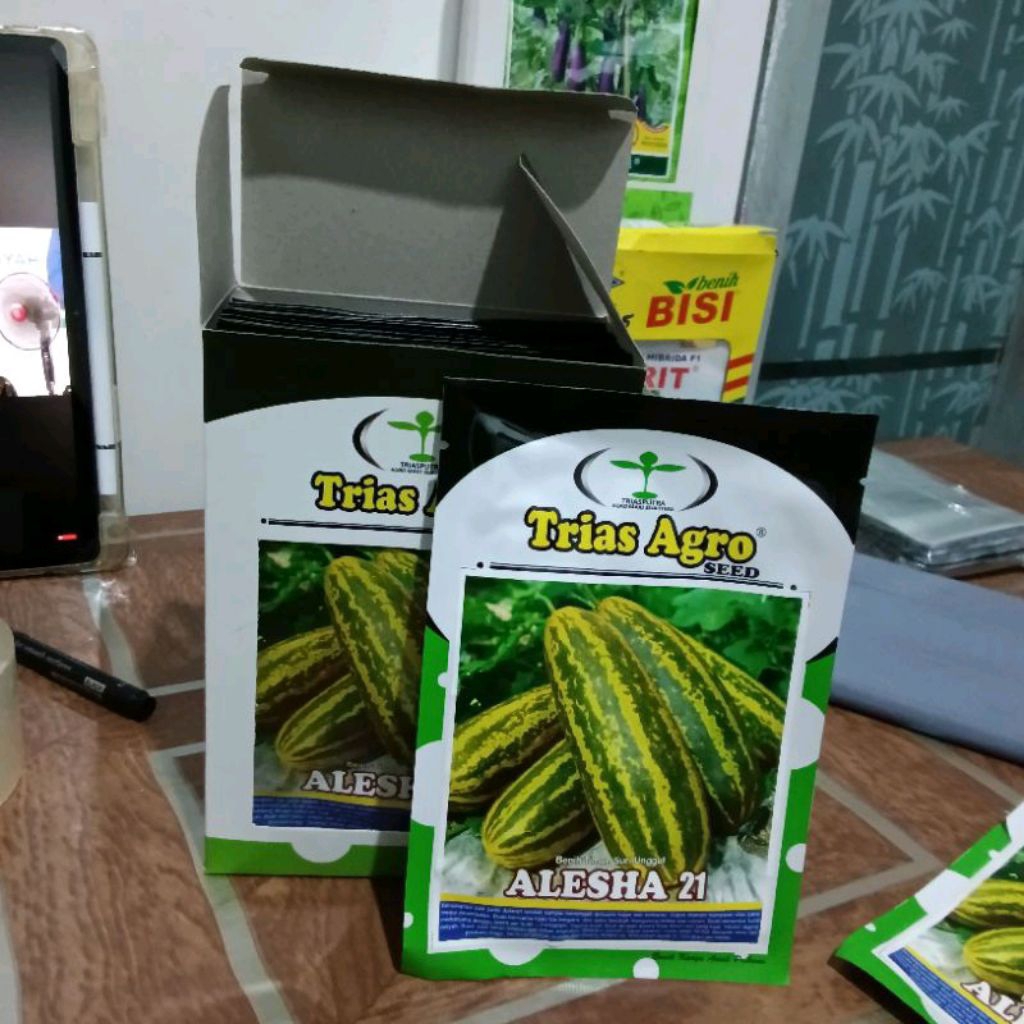 Benih Buah Timun Suri Alesha 21 (Blaster) Berkwalitas Benih 10 gram biasanya 600-900 butir Kadaluars